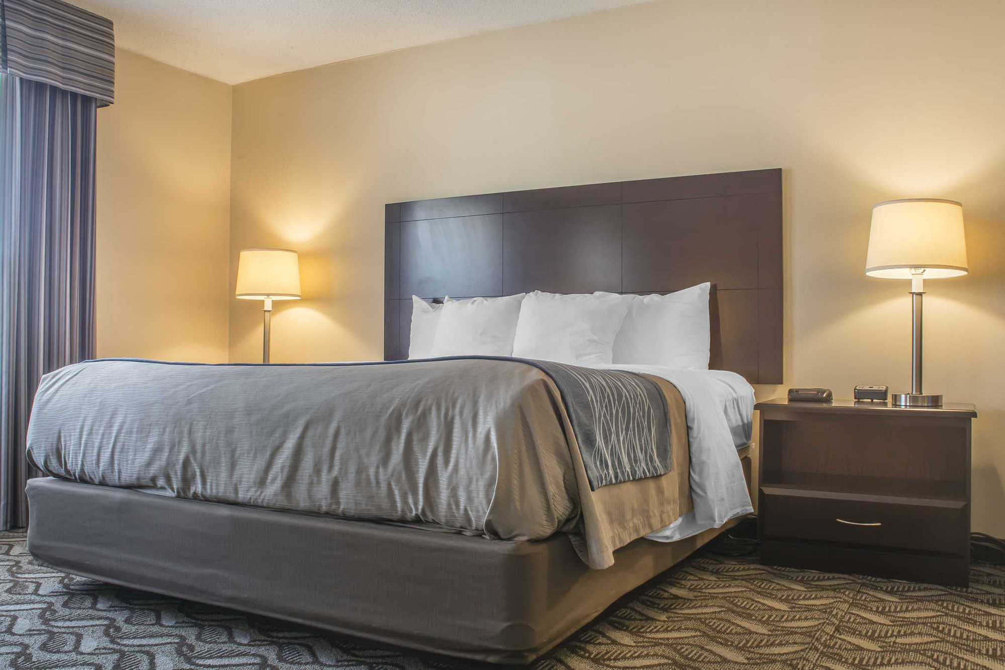 Comfort Inn & Suites Ambassador Bridge Windsor Rom bilde